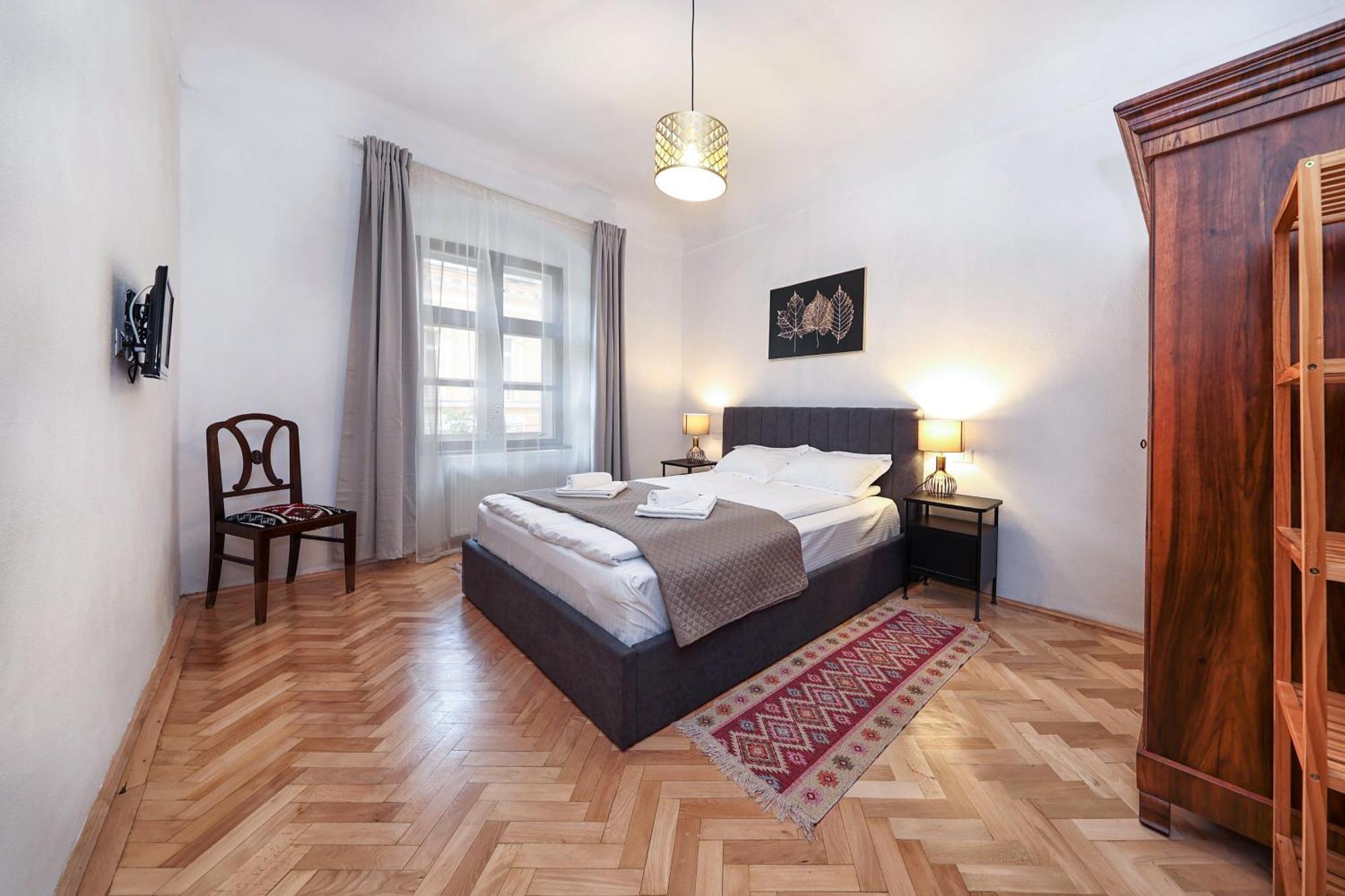 Hirscher Apartments Braşov Oda fotoğraf