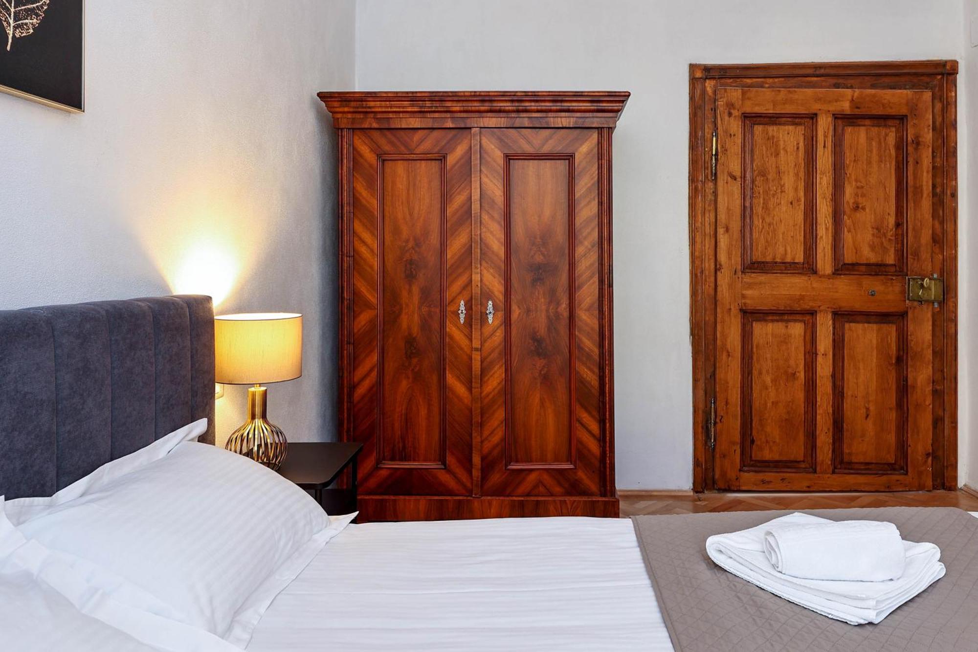 Hirscher Apartments Braşov Dış mekan fotoğraf